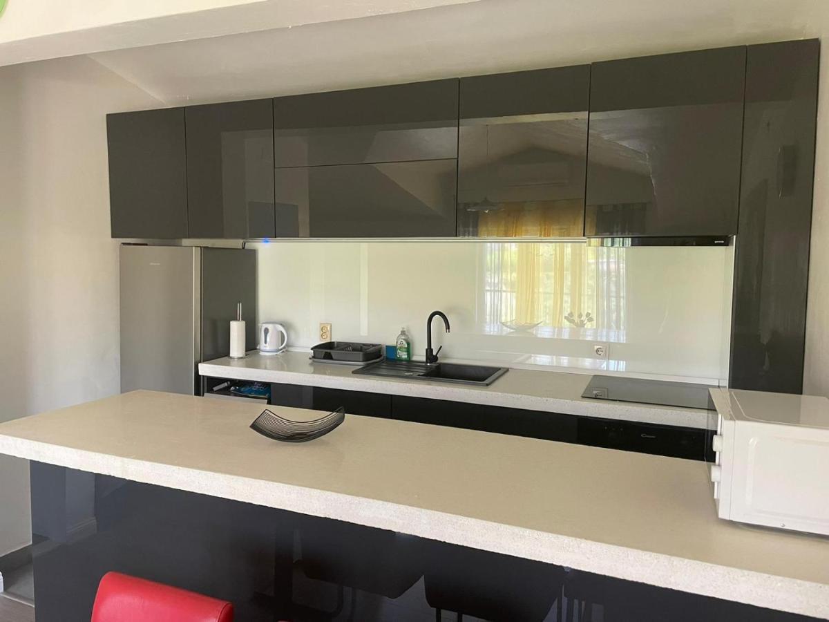 Sweet Apartment In Quiet Part Of Split Exterior foto